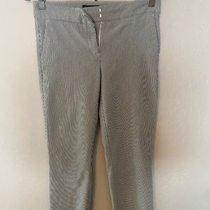 Dalia Striped Capri Size 6